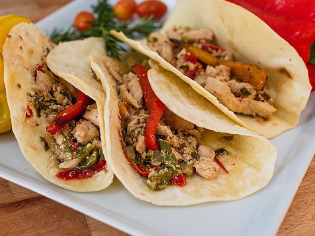 Tacos mexicanos de pollo